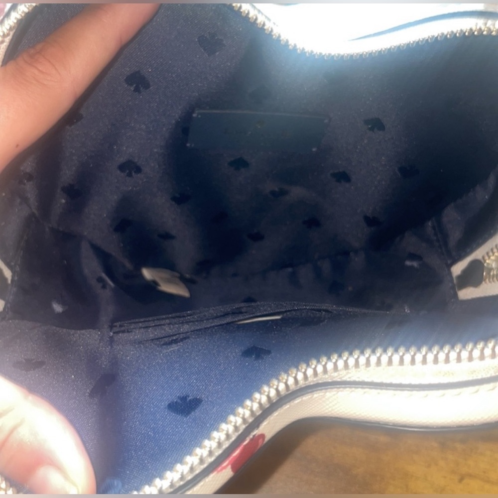 EUC!! Kate Spade Heart Shaped Cherry Crossbody - Picture 7 of 7